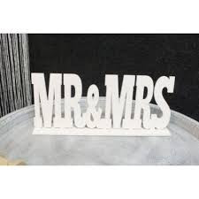 MR&MRs felirat fából